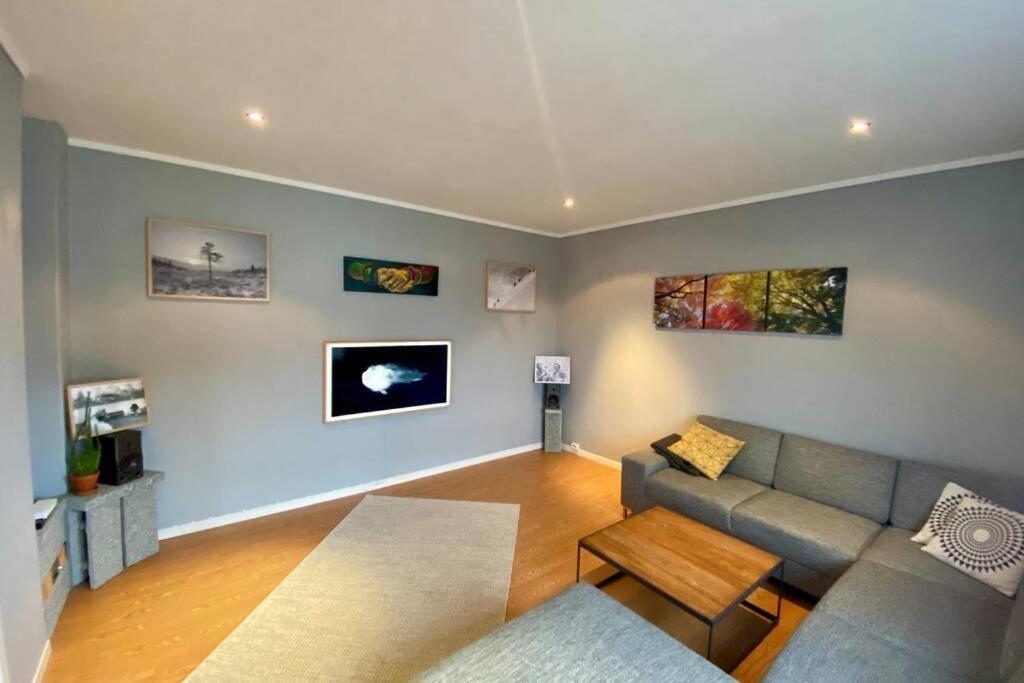 Nice And Central Apartment In Quiet Area Ålesund Exterior foto